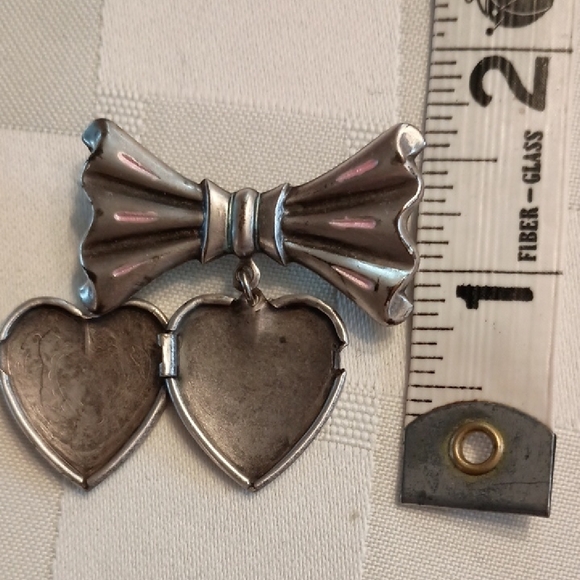 Silver Tone Bow Heart Locket Pendant Brooch - Picture 2 of 3